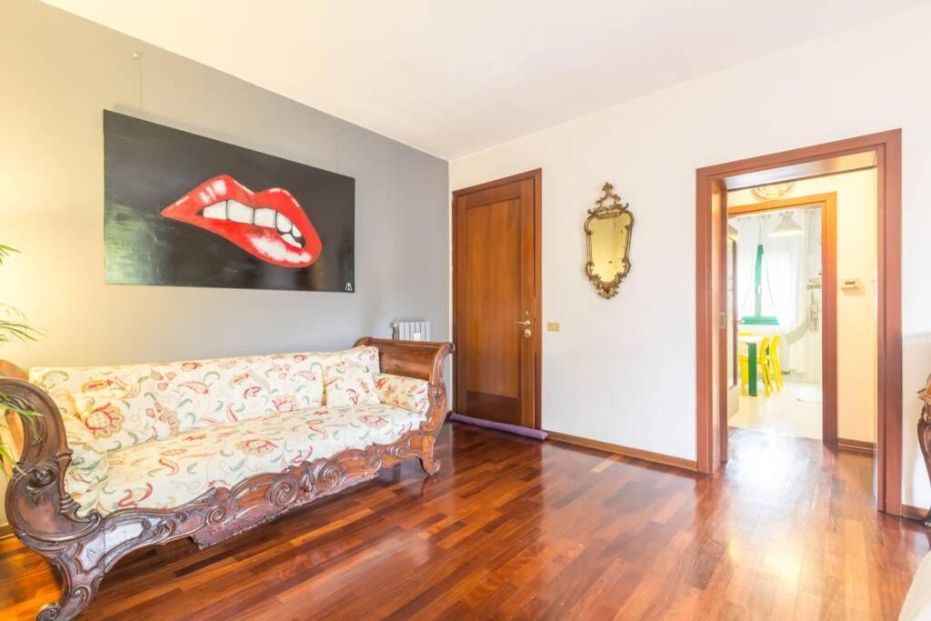 Dadahome Elegante Appartamento Vicino Al Centro Τρεβίζο Εξωτερικό φωτογραφία
